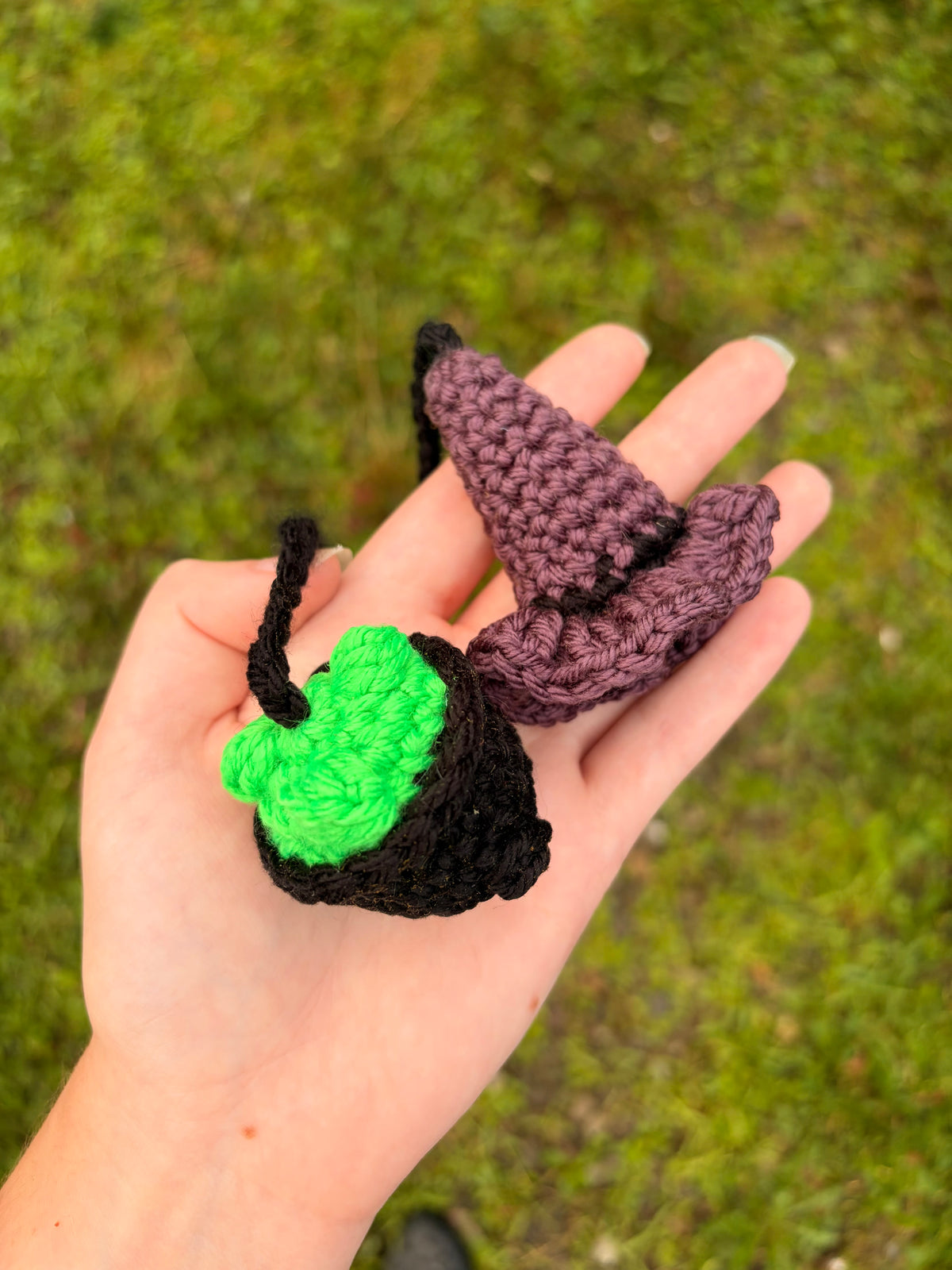 Cauldron and Witch Hat Charm