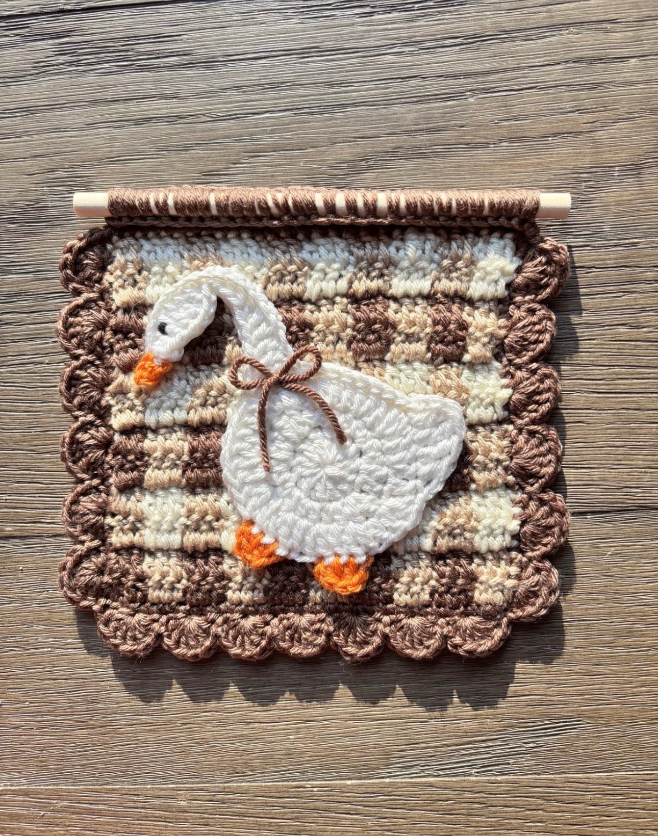 Crochet Goose Gingham Wall Hanger - Brown